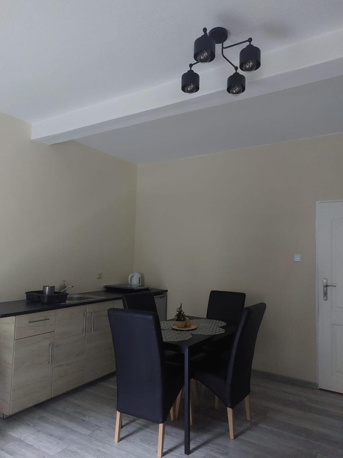 Apartamenty Kaskada 미에드지고르체 객실 사진
